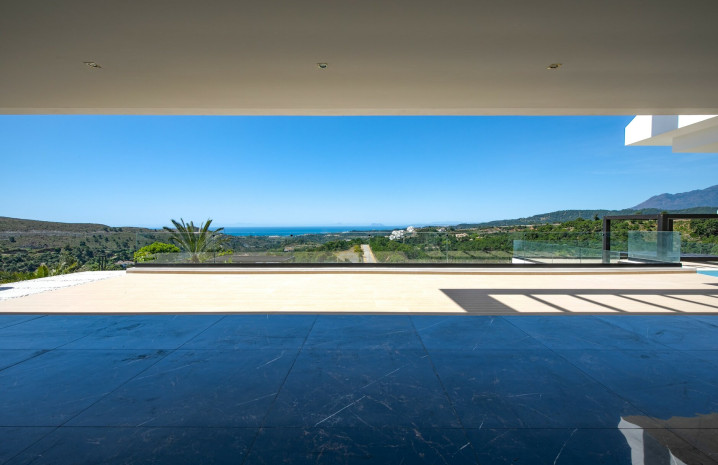 Brand new contemporary Villa in Benahavis