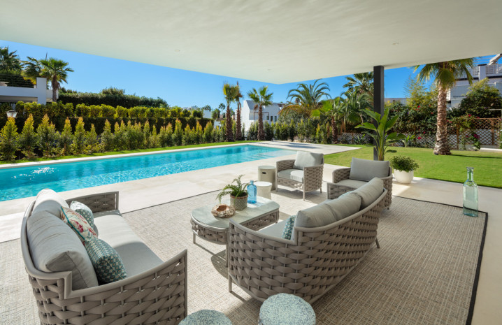 Brand New 5 Bedroom Villa Marbella