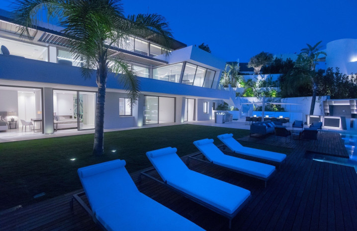 Brand new modern villa with sea and golf views